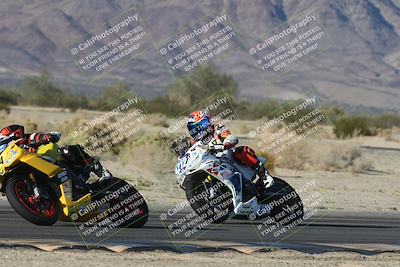 media/Nov-02-2025-CVMA (Sun) [[337aff29ab]]/Race 16-Formula Twins-Formula 40 UL(Holeshot)/